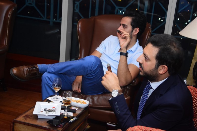 Smoky night at the Candles Lounge - Hilton Beirut Metropolitan Palace